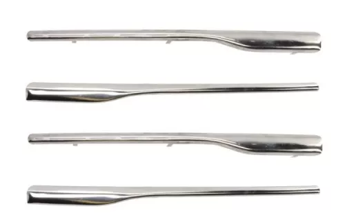 Trim/Protection Strip, radiator grille