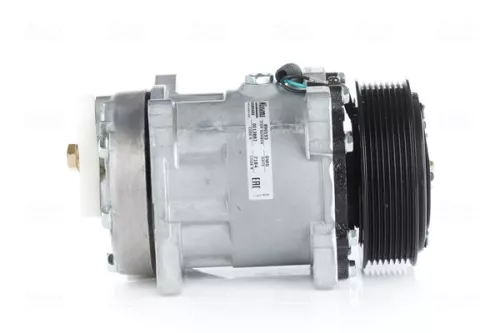 Compressor, air conditioning