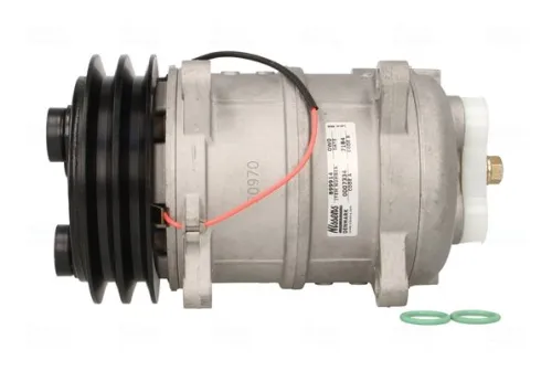 Compressor, air conditioning